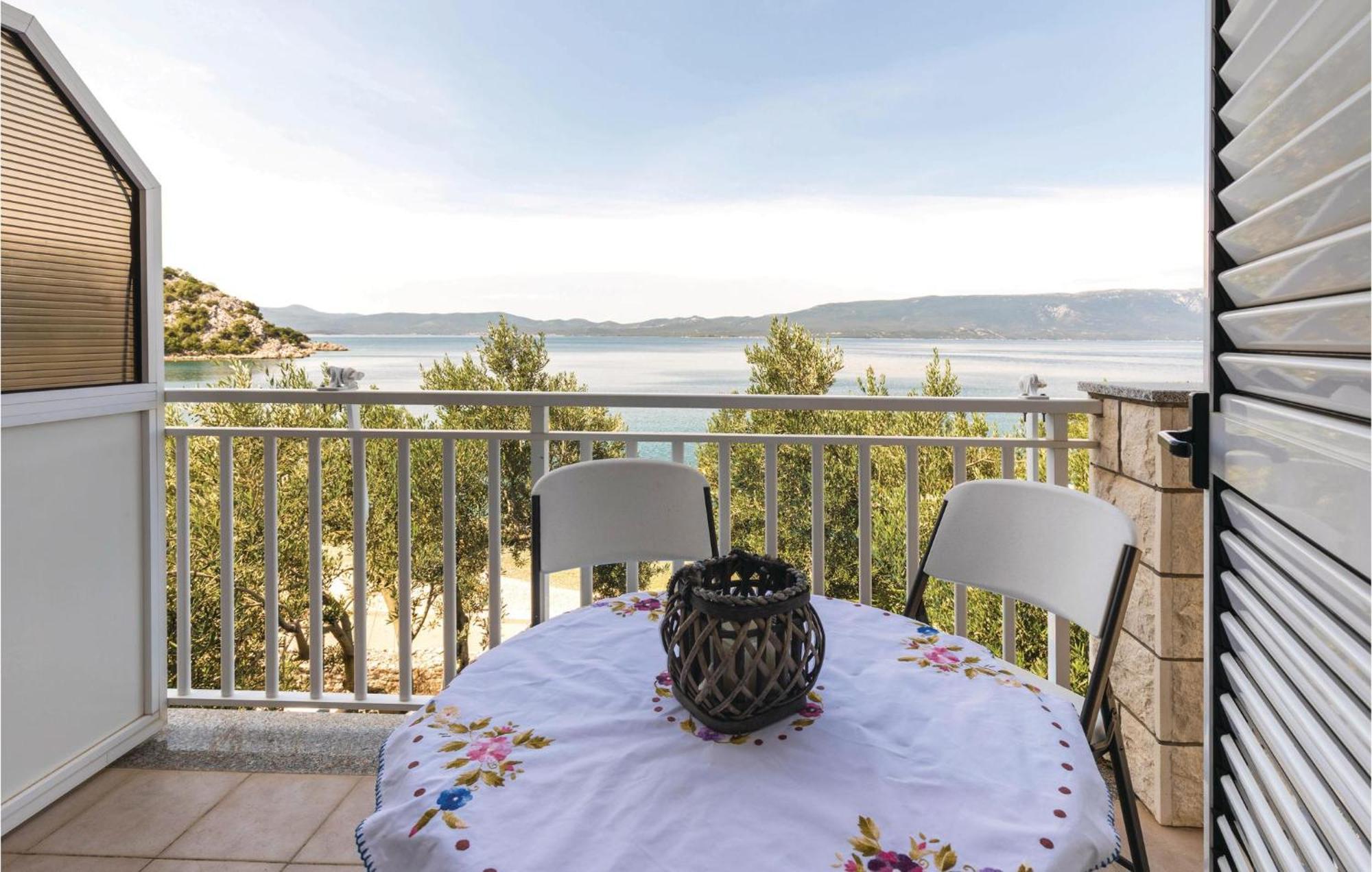 Awesome Apartment In Duba With Wifi Exterior photo